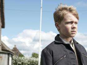 Amrum - film still - a film by Fatih Akin