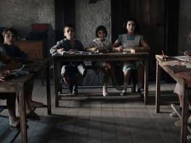 The Teacher Who Promised The Sea - image - a film by Patricia Font