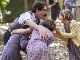 The Teacher Who Promised The Sea - image - a film by Patricia Font