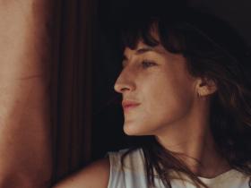 Leave One Day - image - a film by Amélie Bonnin