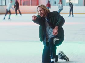 Leave One Day - image - a film by Amélie Bonnin